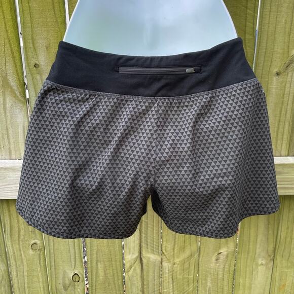 Nike Dri-Fit black and gray running shorts - Picture 2 of 4